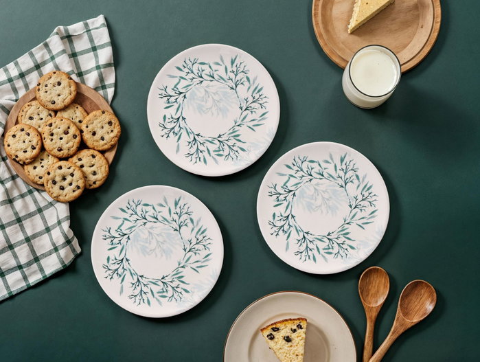 Hermia Set de 6 platos de postre Green Leaf en porcelana verde y blanco Hermia Set de 6 platos de postre Green Leaf en porcelana verde y blanco